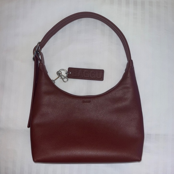 BAGGU Mini Recycled Leather Shoulder Bag - Picture 4 of 11